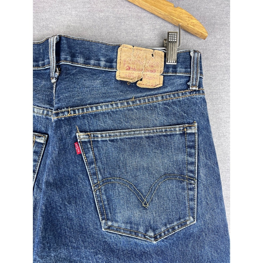 Vintage Levis 501 Mens 34x29 Blue Denim Straight Leg Button Fly Made in USA